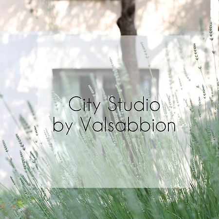 Valsabbion City Studio Pula Bagian luar foto